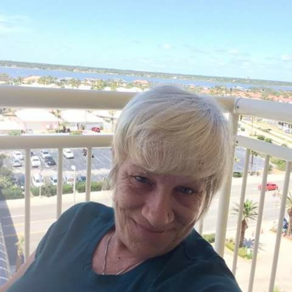Meet your Posher, Cyndi